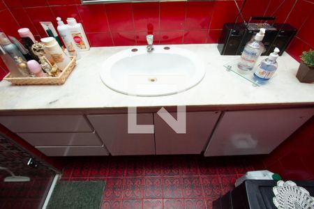 Casa à venda com 340m², 4 quartos e 3 vagas Casa à venda com 340m², 4 quartos e 3 vagasBanheiro