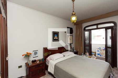 Casa à venda com 340m², 4 quartos e 3 vagas Casa à venda com 340m², 4 quartos e 3 vagasSuíte