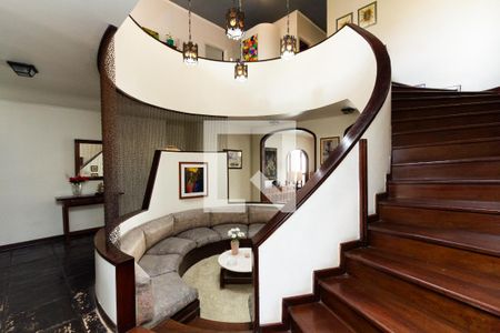 Casa à venda com 340m², 4 quartos e 3 vagas Casa à venda com 340m², 4 quartos e 3 vagasSala 2