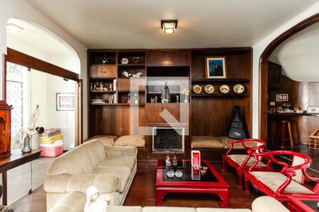 Casa à venda com 340m², 4 quartos e 3 vagas Casa à venda com 340m², 4 quartos e 3 vagasSala 3