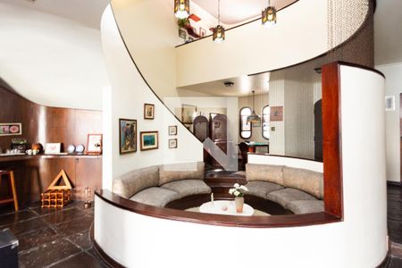 Casa à venda com 340m², 4 quartos e 3 vagas Casa à venda com 340m², 4 quartos e 3 vagasSala 2