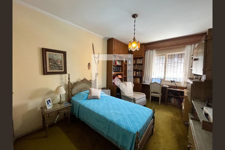 Casa à venda com 202m², 3 quartos e 4 vagas Casa à venda com 202m², 3 quartos e 4 vagasQuarto 3