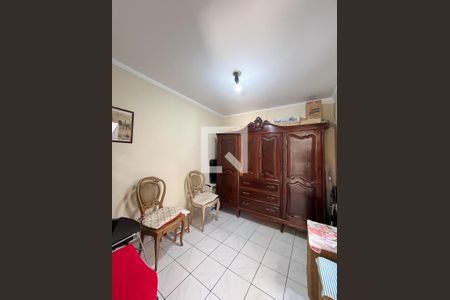 Casa à venda com 202m², 3 quartos e 4 vagas Casa à venda com 202m², 3 quartos e 4 vagasQuarto de Serviço