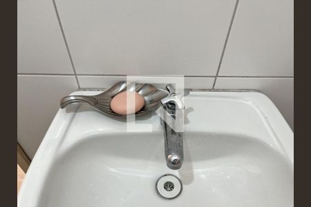 Casa à venda com 202m², 3 quartos e 4 vagas Casa à venda com 202m², 3 quartos e 4 vagasBanheiro de serviço