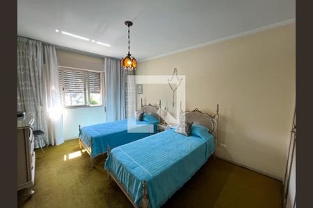 Casa à venda com 202m², 3 quartos e 4 vagas Casa à venda com 202m², 3 quartos e 4 vagasQuarto 2