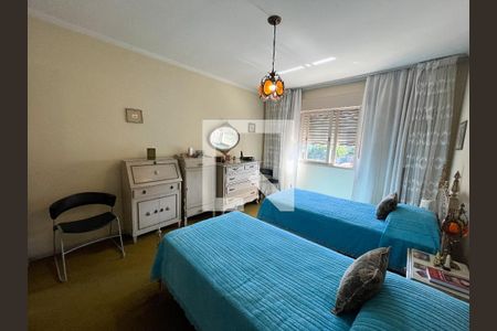 Casa à venda com 202m², 3 quartos e 4 vagas Casa à venda com 202m², 3 quartos e 4 vagasQuarto 2