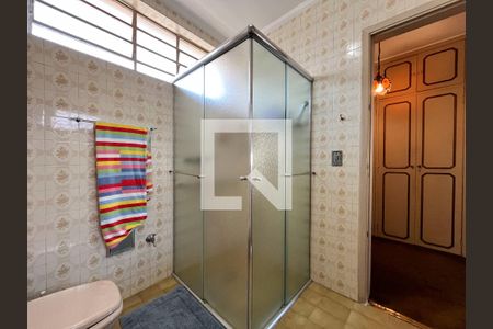 Casa à venda com 202m², 3 quartos e 4 vagas Casa à venda com 202m², 3 quartos e 4 vagasBanheiro da Suíte