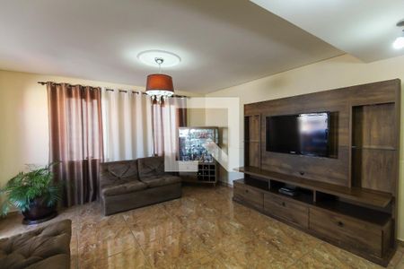 Sala de casa para alugar com 3 quartos, 180m² em Vila Invernada, São Paulo