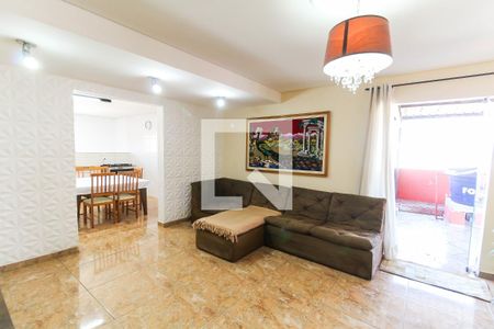 Sala de casa para alugar com 3 quartos, 180m² em Vila Invernada, São Paulo