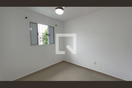 Quarto 2 de apartamento para alugar com 2 quartos, 52m² em Vila Granada, São Paulo
