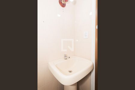 Casa à venda com 130m², 2 quartos e 1 vaga Casa à venda com 130m², 2 quartos e 1 vagaBanheiro Social 2