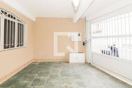 Casa à venda com 130m², 2 quartos e 1 vaga Casa à venda com 130m², 2 quartos e 1 vagaGaragem