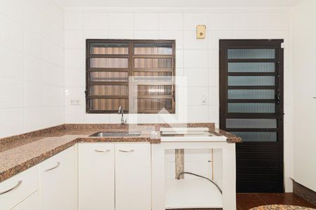 Casa à venda com 130m², 2 quartos e 1 vaga Casa à venda com 130m², 2 quartos e 1 vagaCozinha