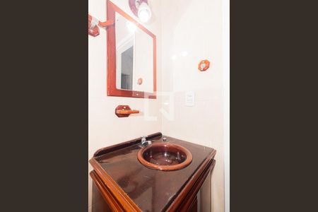 Casa à venda com 130m², 2 quartos e 1 vaga Casa à venda com 130m², 2 quartos e 1 vagaBanheiro Social