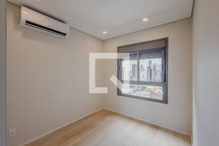 Quarto de apartamento para alugar com 2 quartos, 70m² em Pinheiros, São Paulo