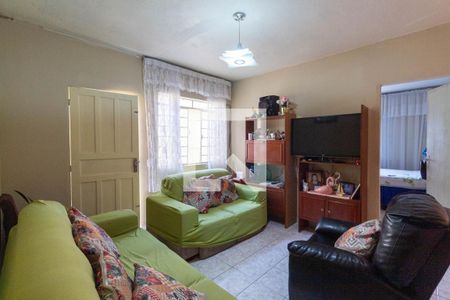 Casa à venda com 180m², 2 quartos e sem vaga Casa à venda com 180m², 2 quartos e sem vagaSala - Casa 3