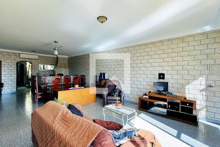Sala 2 de casa para alugar com 4 quartos, 200m² em Jardim Palmira, Guarulhos