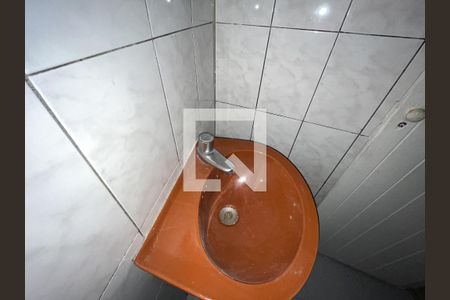 Banheiro da Suíte de casa para alugar com 2 quartos, 30m² em Vila Monte Alegre, São Paulo