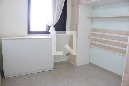 Quarto 1 de apartamento à venda com 2 quartos, 74m² em Jardim Maria Rosa, Taboão da Serra