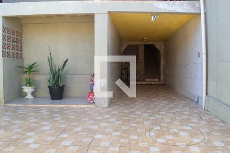 Casa à venda com 120m², 3 quartos e 3 vagas Casa à venda com 120m², 3 quartos e 3 vagasGaragem