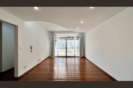 Apartamento para alugar com 320m², 5 quartos e 2 vagasQuarto 2