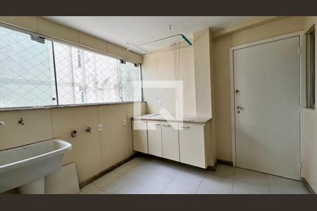 Apartamento para alugar com 320m², 5 quartos e 2 vagasÁrea de Serviço