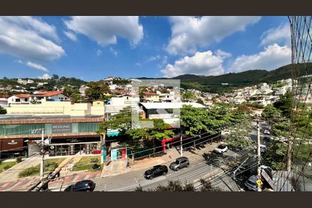 Apartamento para alugar com 320m², 5 quartos e 2 vagasVista
