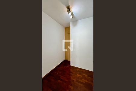 Apartamento para alugar com 320m², 5 quartos e 2 vagasEntrada