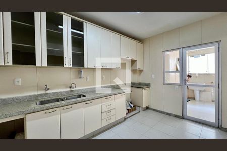 Apartamento para alugar com 320m², 5 quartos e 2 vagasCozinha