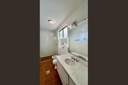 Apartamento para alugar com 320m², 5 quartos e 2 vagasBanheiro 2