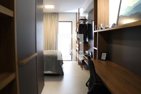 Sala/Quarto de apartamento para alugar com 1 quarto, 35m² em Pinheiros, São Paulo