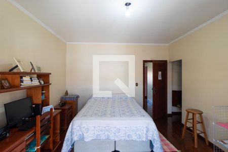 Casa à venda com 416m², 3 quartos e 8 vagasSuíte