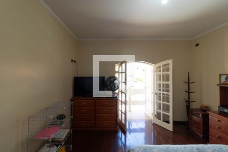 Casa à venda com 416m², 3 quartos e 8 vagasSuíte