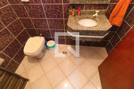 Casa à venda com 416m², 3 quartos e 8 vagasLavabo