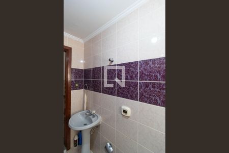 Casa à venda com 416m², 3 quartos e 8 vagasBanheiro 02