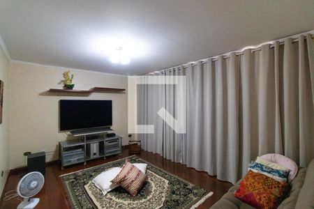 Casa à venda com 416m², 3 quartos e 8 vagasSala de TV