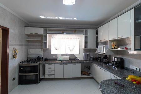 Casa à venda com 416m², 3 quartos e 8 vagasCozinha