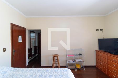 Casa à venda com 416m², 3 quartos e 8 vagasSuíte