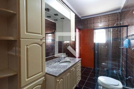 Casa à venda com 416m², 3 quartos e 8 vagasBanheiro 01