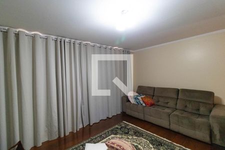 Casa à venda com 416m², 3 quartos e 8 vagasSala de TV