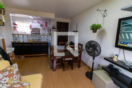 Sala  de apartamento para alugar com 2 quartos, 58m² em Fátima, Niterói