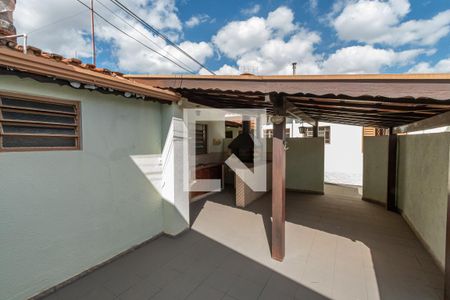 Casa à venda com 239m², 3 quartos e 2 vagas Casa à venda com 239m², 3 quartos e 2 vagasChurrasqueira