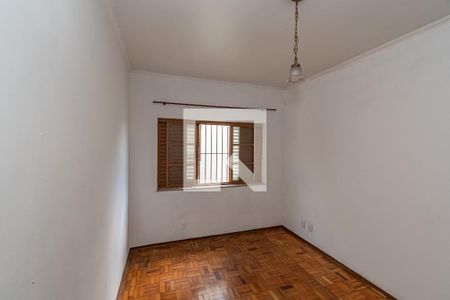 Casa à venda com 239m², 3 quartos e 2 vagas Casa à venda com 239m², 3 quartos e 2 vagasQuarto 1