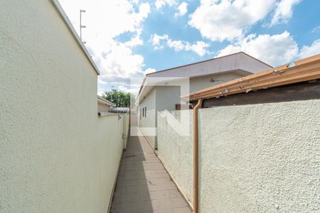 Casa à venda com 239m², 3 quartos e 2 vagas Casa à venda com 239m², 3 quartos e 2 vagasQuintal