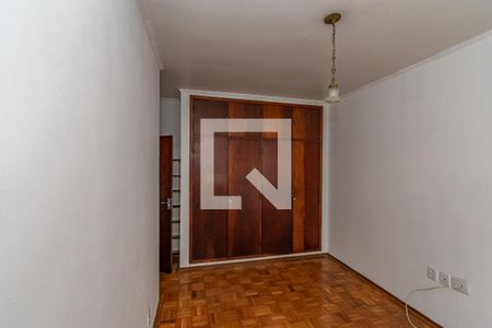 Casa à venda com 239m², 3 quartos e 2 vagas Casa à venda com 239m², 3 quartos e 2 vagasQuarto 1