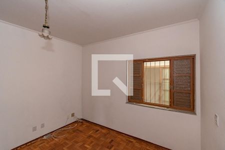 Casa à venda com 239m², 3 quartos e 2 vagas Casa à venda com 239m², 3 quartos e 2 vagasQuarto 2