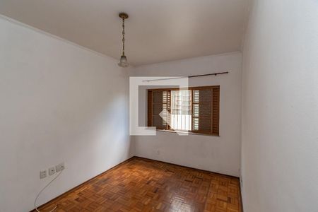Casa à venda com 239m², 3 quartos e 2 vagas Casa à venda com 239m², 3 quartos e 2 vagasQuarto 1