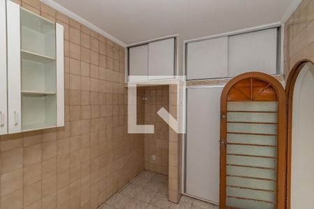 Casa à venda com 239m², 3 quartos e 2 vagas Casa à venda com 239m², 3 quartos e 2 vagasCozinha