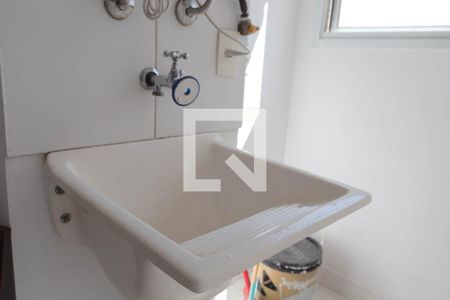 Apartamento para alugar com 48m², 2 quartos e 1 vaga Apartamento para alugar com 48m², 2 quartos e 1 vagaCozinha e Área de Serviço