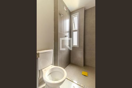 Banheiro de kitnet/studio para alugar com 1 quarto, 33m² em Vila Buarque, São Paulo